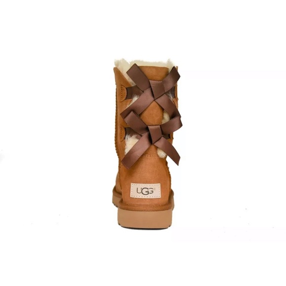 Ugg boots - Picture 2 of 3